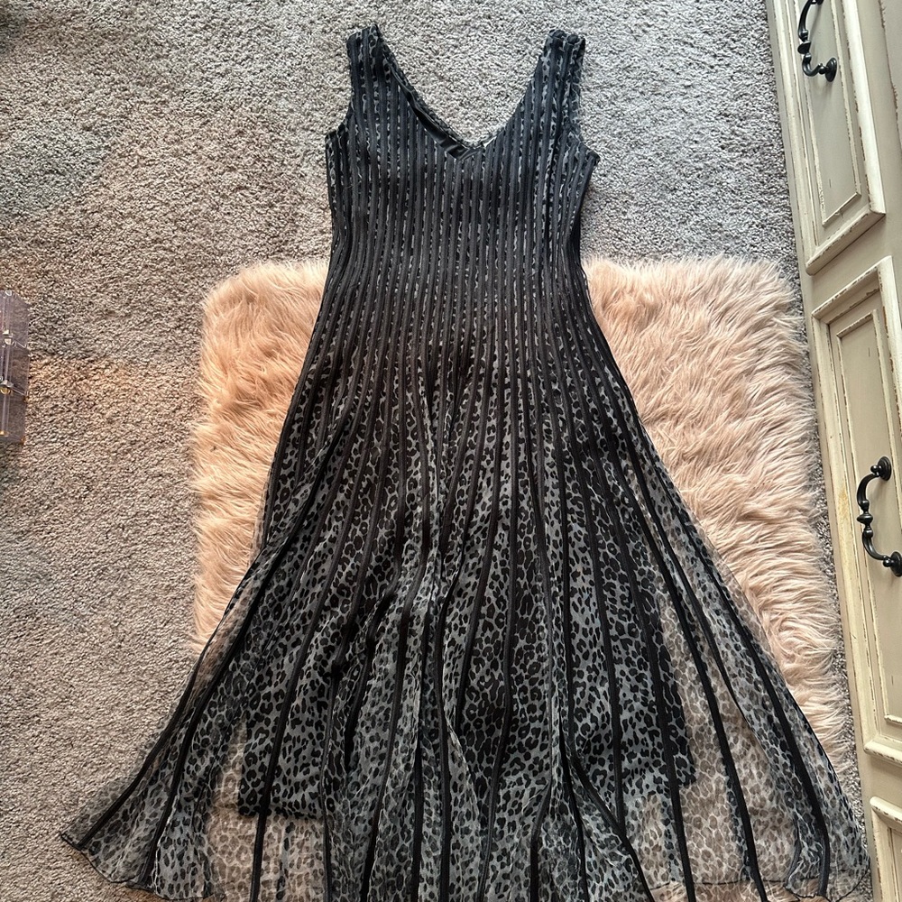 Moda Black Pleated Maxi Dress V-Neck Sleeveless